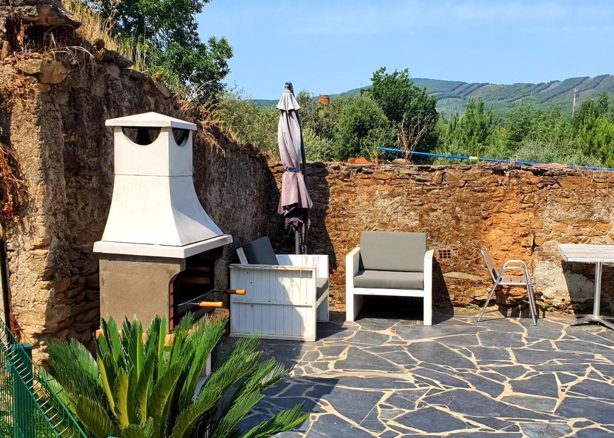 Quinta Do Castanheiro Bed and Breakfast Castanheira de Pera Buitenkant foto